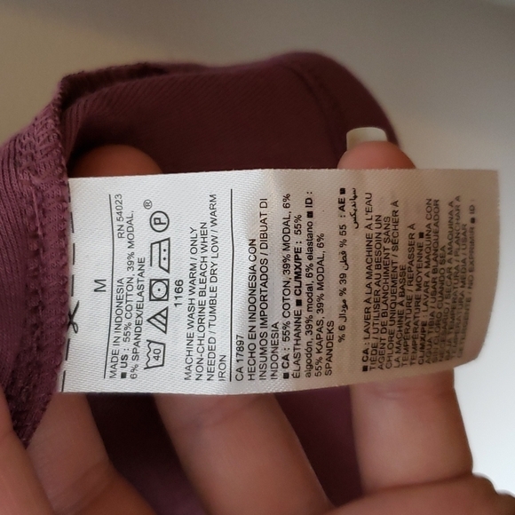 Old Navy mauve lace chest long sleeve top, jersey knit, women's size medium - Picture 5 of 6